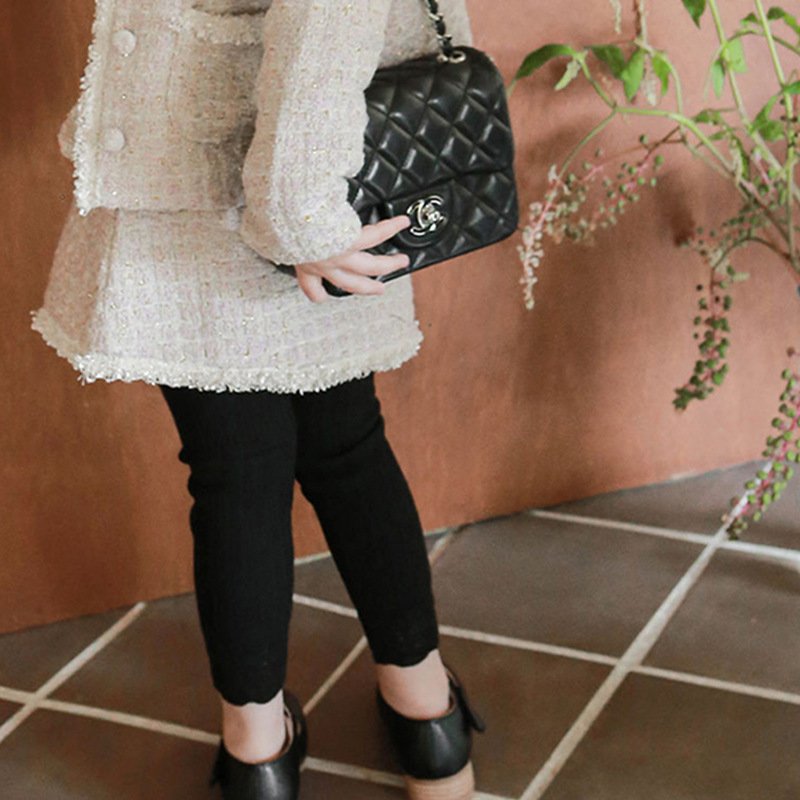 Girls' short skirts and half skirts - Image 2